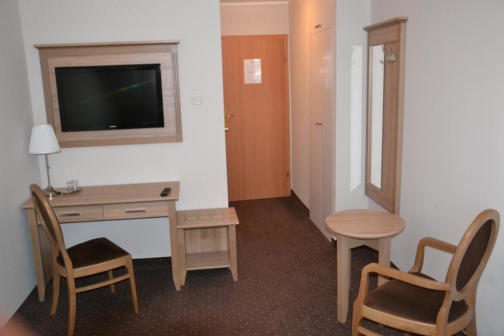 Hotel&Restauracja Zlote Runo Góra Kalwaria 部屋 写真